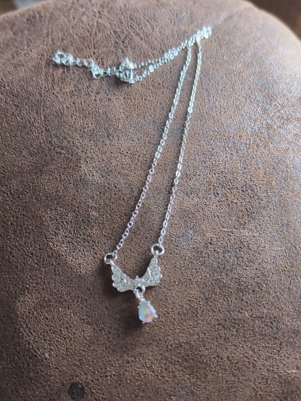 5/10🍀 Angel Wings W Gem Pendant Necklace